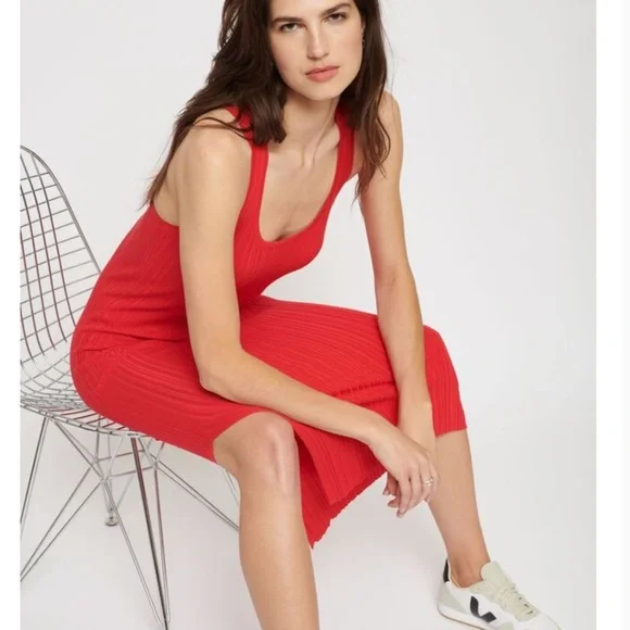 RED DRESS Dynamite - Picture 2 of 8